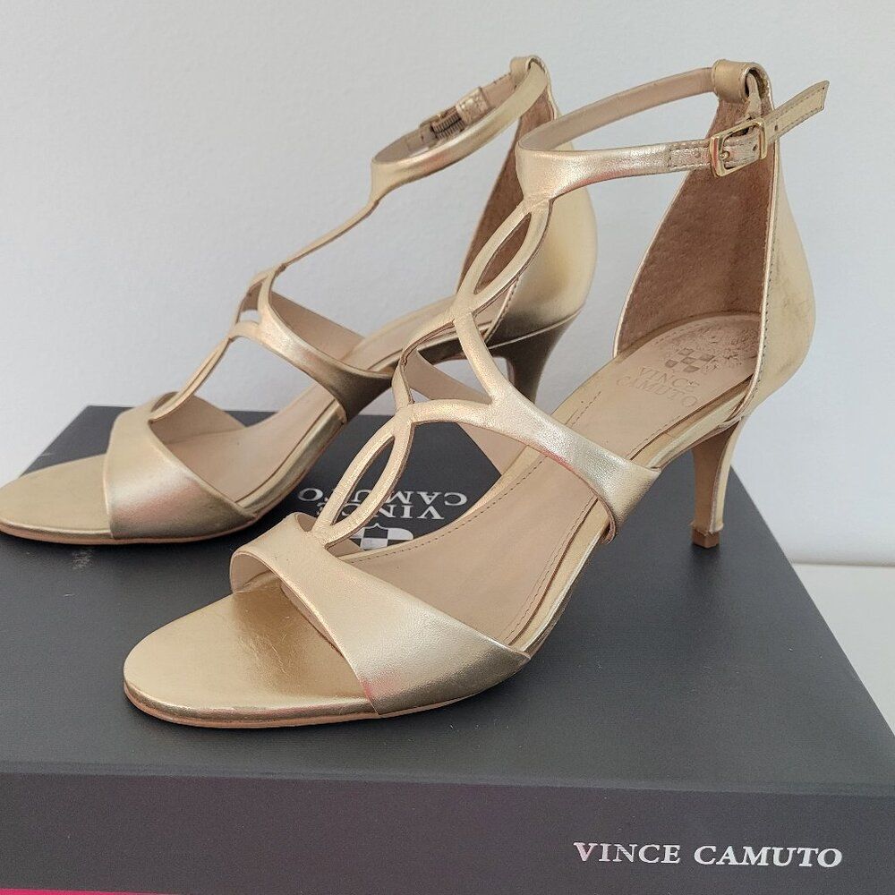 VINCE CAMUTO Mid Heel VC-PAYTO Ankle Sandals in Egyptian Gold ~ 7.5M - Picture 4 of 10